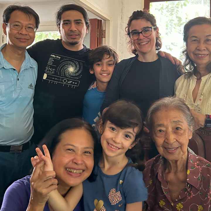 Frank Patinella's family in a group photo in Thailand.